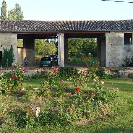 Chambres D'Hotes Entre Niort Et Marais Poitevin Bessines Екстер'єр фото